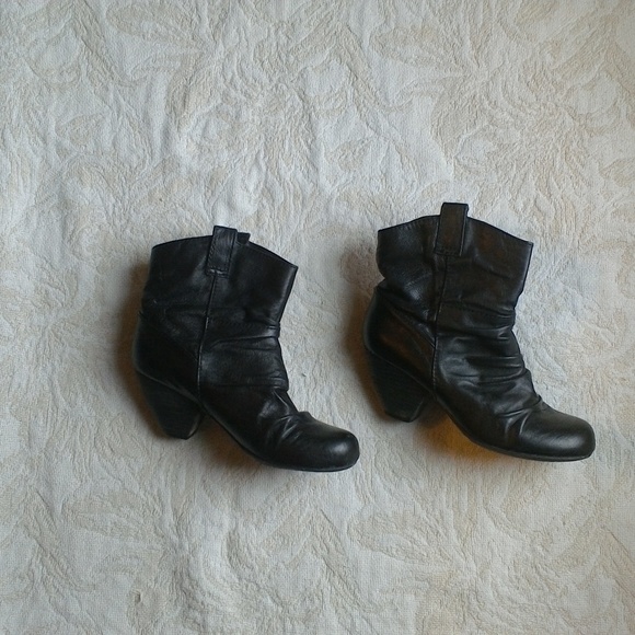 Blowfish by Malibu booties - Picture 1 of 3